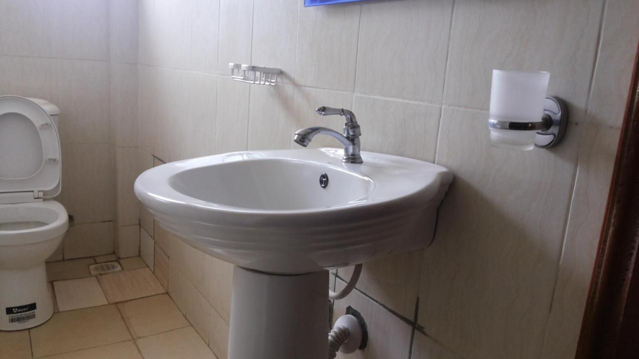 Hotel Good News Лира Экстерьер фото